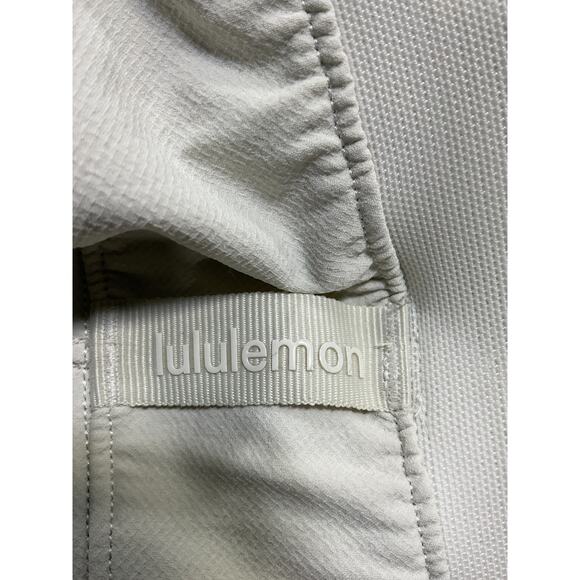 Lululemon 'License To Train' White High-Rise Pant Size 8 - NWT - Picture 4 of 6